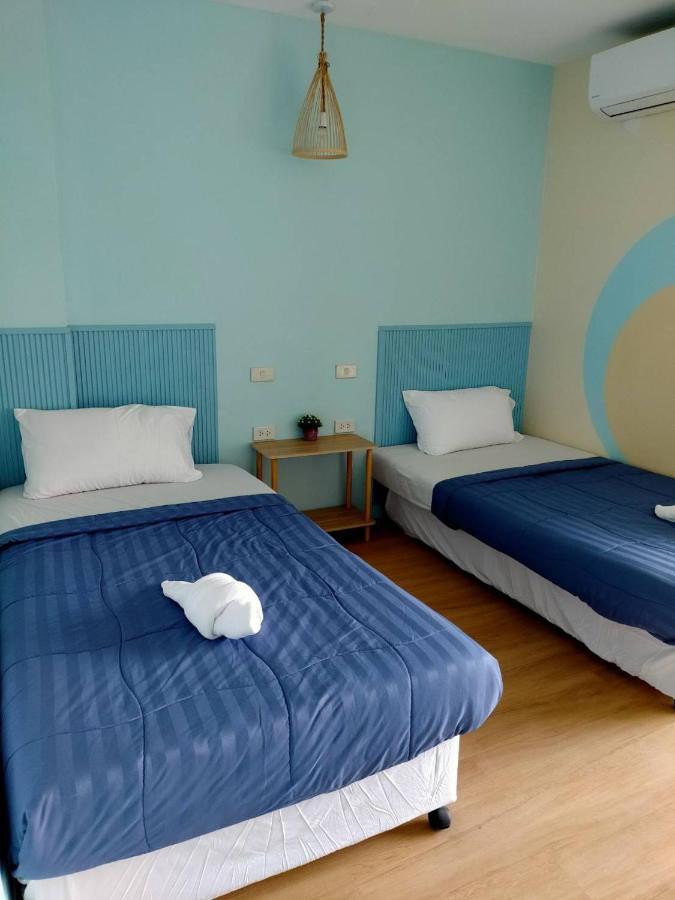 Castaway'S 420 Hotel Hua Hin Exterior photo